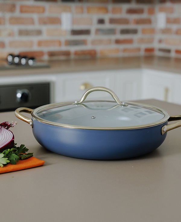 Ceramic 13" Everyday Pan with Lid