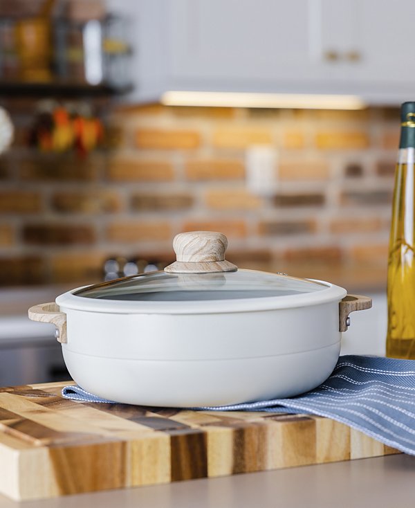 Aluminum 3.5 Qt Caldero with Silicone Rim Glass Lid and Silicone Handle Holder